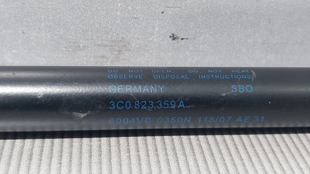 AMORTIZER HAUBE VW PASSAT B6 > 05-10 3C0823359A