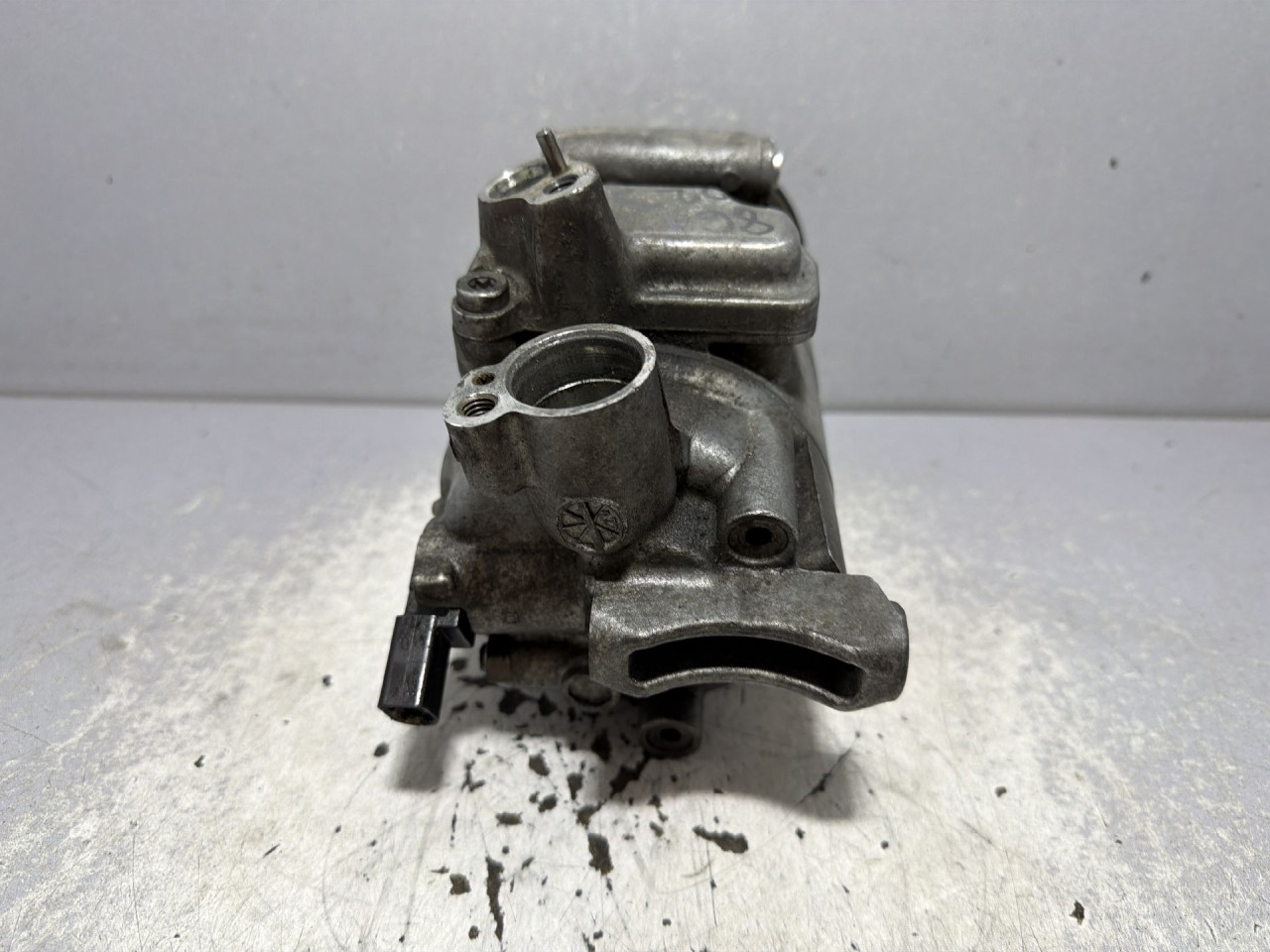 DIJELOVI KOMPRESOR KLIME VW TOURAN > 10-15 1.6 5N0820803A