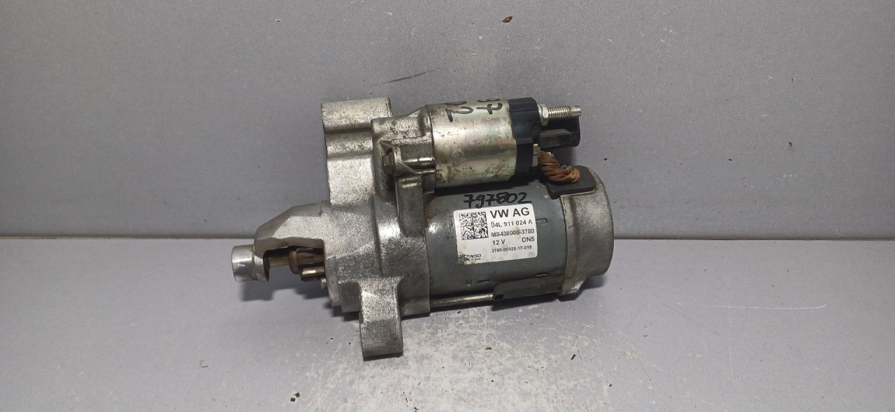 DIJELOVI ALNASER AUDI A4 (B9) > 15-18 04L911024A