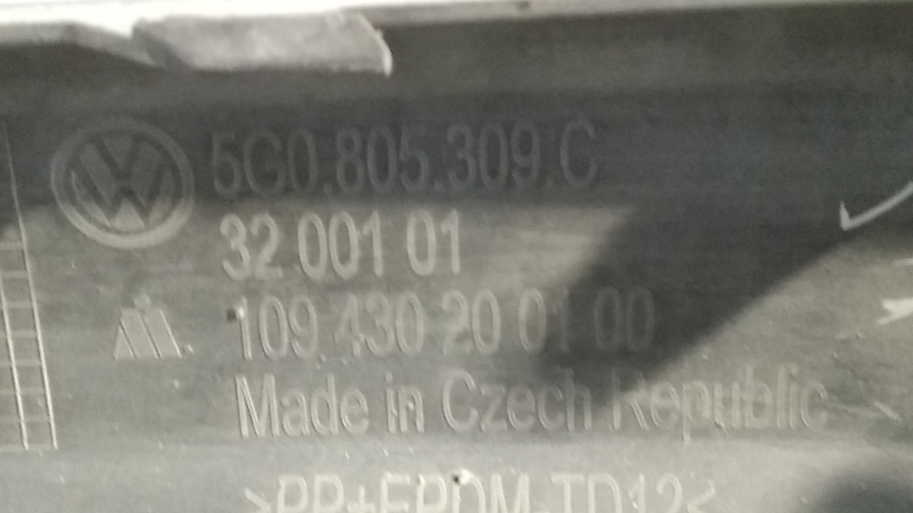 DIJELOVI SPOJLER VW GOLF 7 > 12-16 5G0805309C