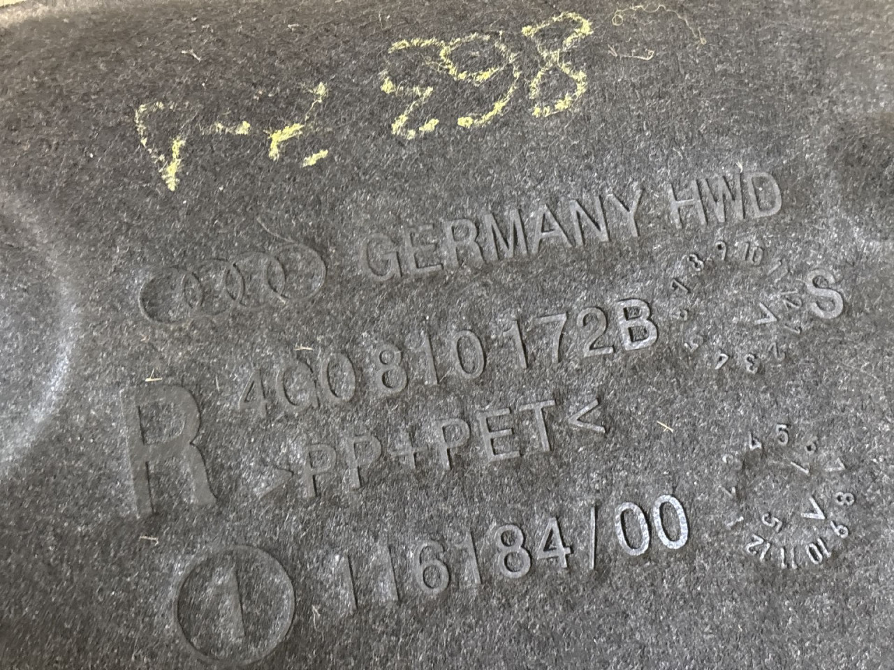 UNUTRASNJI BLATOBRAN AUDI A6 4G > 14-18 4G0810172B