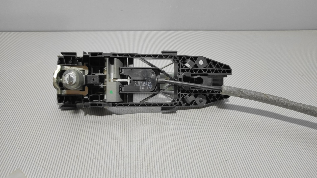 RUCKA VRATA SKODA FABIA > 07-10 5N0837885H