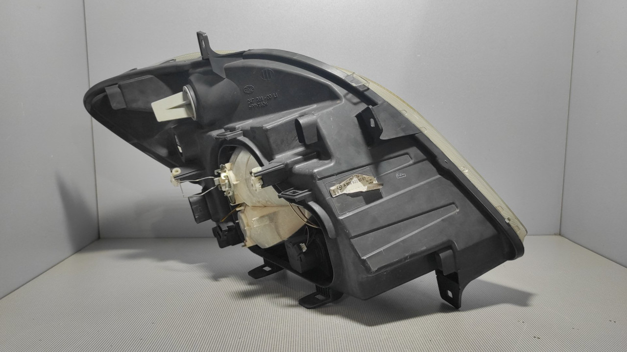 DIJELOVI FAR MERCEDES SPRINTER > 06-13 A9068200161