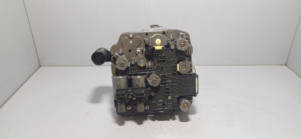 DIJELOVI MEHATRONIKA VW TOURAN > 06-10 02E927770AJ