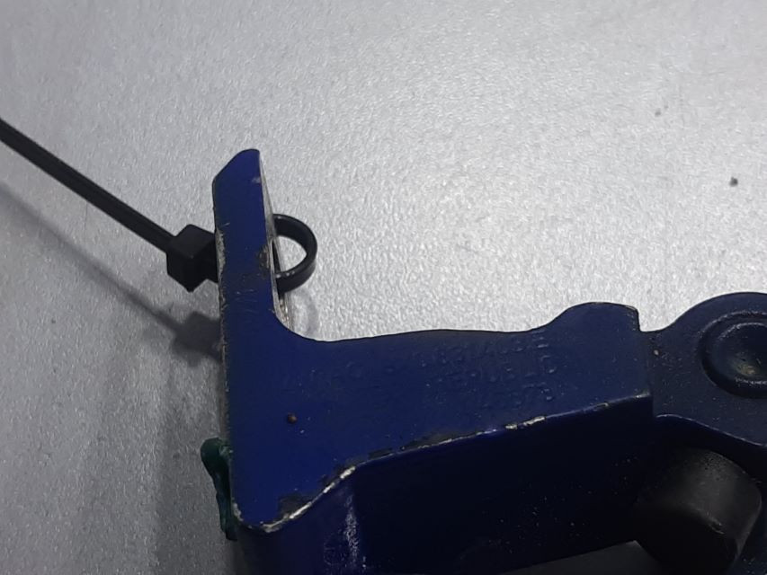 BAGLAMA AUDI A3 (8V1/8VA) > 12-16 8X0831403E