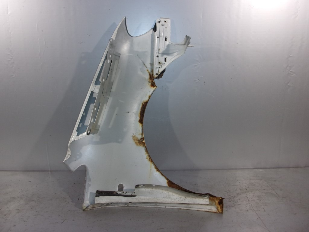 DIJELOVI BLATOBRAN VW CADDY > 03-10 VW904011