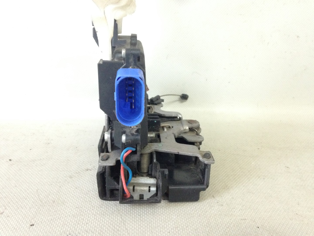 BRAVA VRATA SKODA OCTAVIA > 04-08 3D2837015K