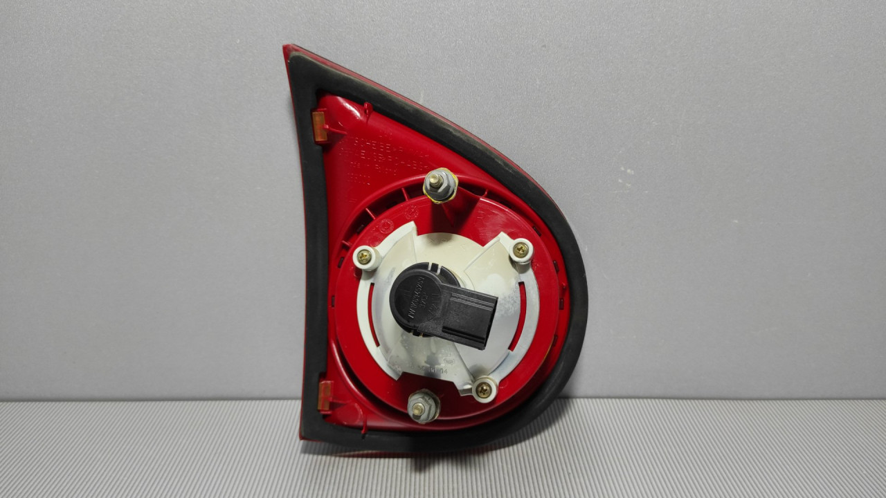 DIJELOVI STOP SVJETLO VW GOLF 5 > 03-08 1K6945094E