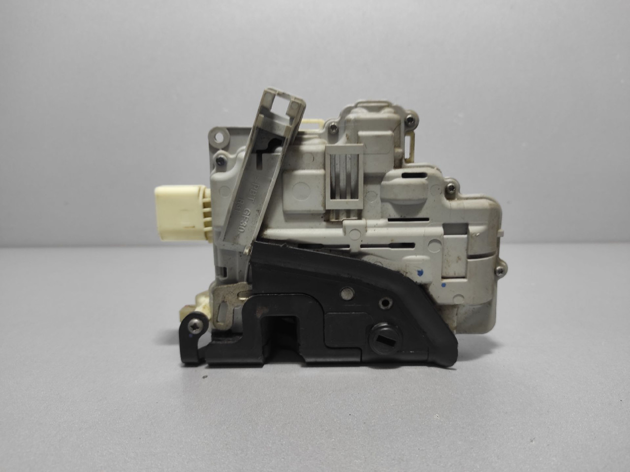 BRAVA VRATA VW PASSAT B7 > 10-14 3C4839016A