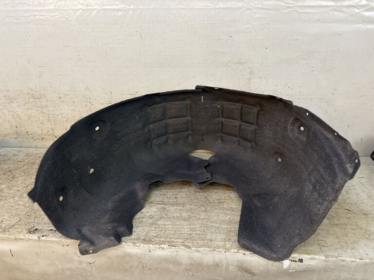 UNUTRASNJI BLATOBRAN AUDI A6 4G > 14-18 4G0810171B
