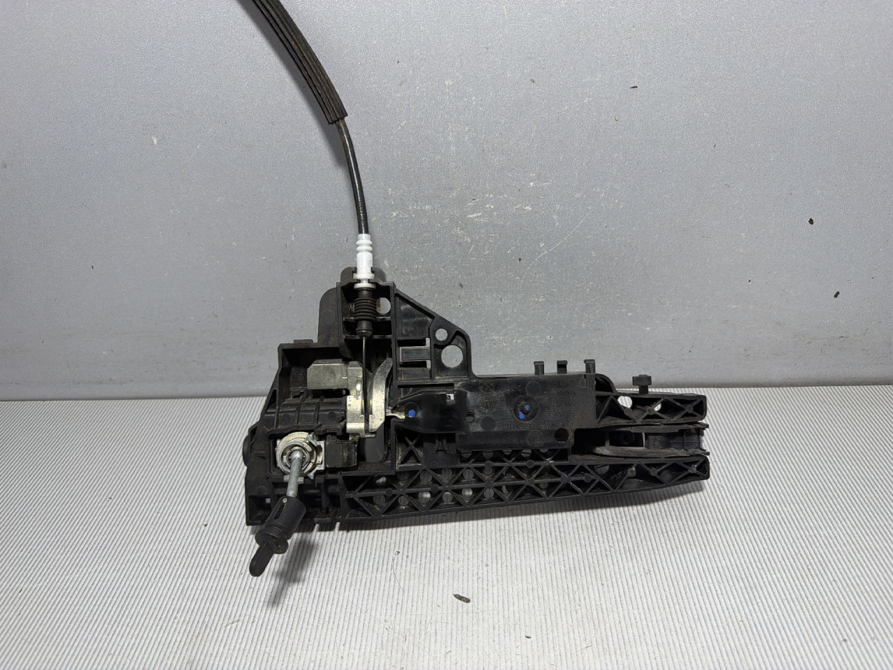 DIJELOVI RUCKA VRATA AUDI Q5 > 12-16 2.0 8T02837886
