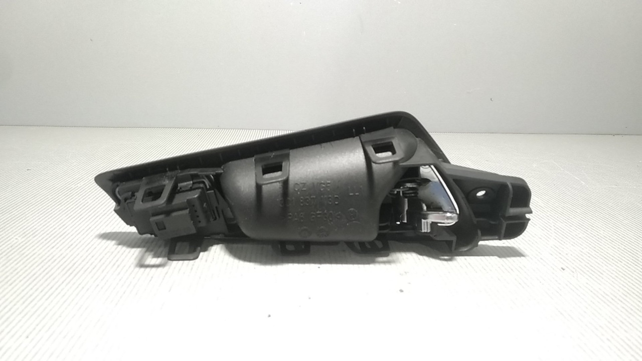 UNUTRASNJA RUCKA VRATA VW PASSAT B6 > 05-10 3C1837113D