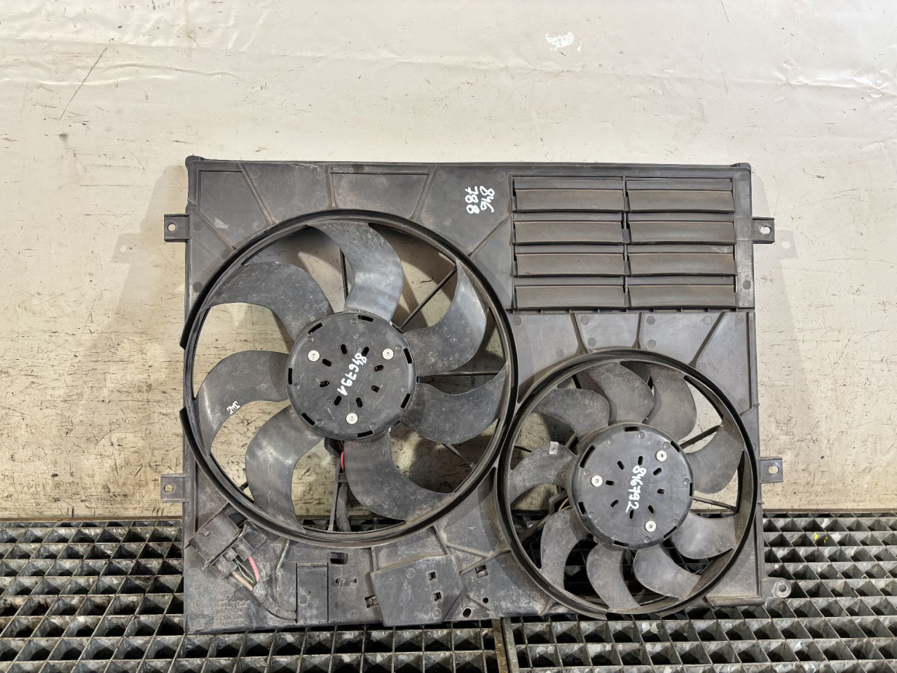 DIJELOVI VENTILATOR VW SHARAN > 10-