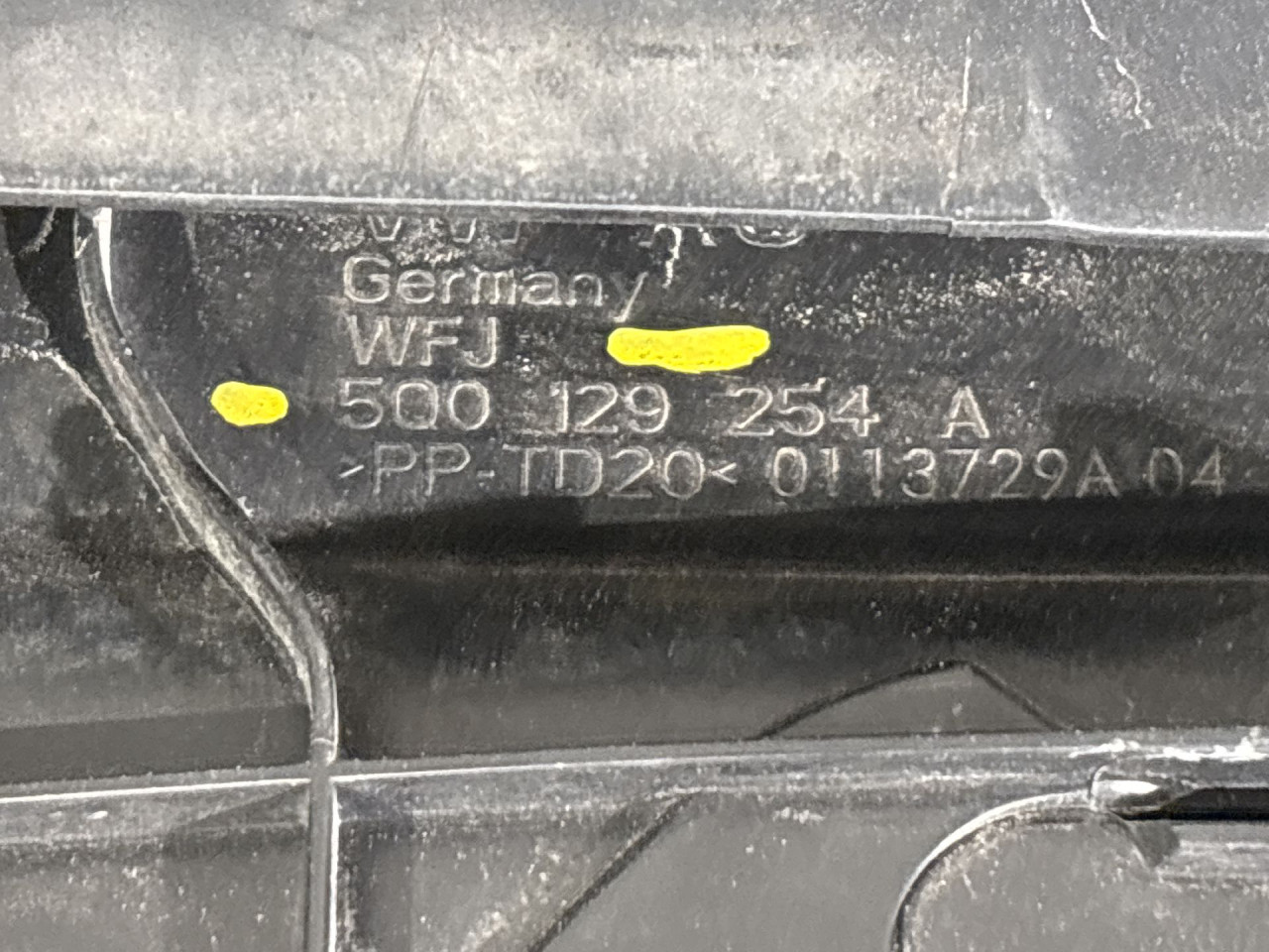 USMJERIVAC ZRAKA VW GOLF 7 > 12-16 5Q0129254A