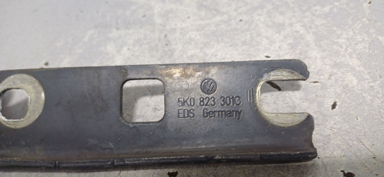 SKARE OD HAUBE VW GOLF 6 > 08-12 5K0823301C