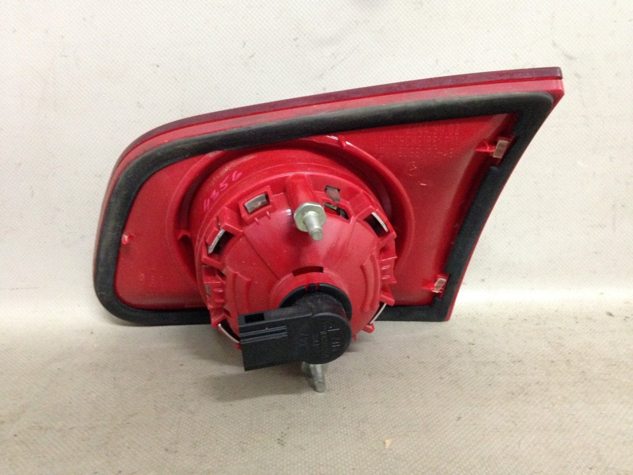 STOP SVJETLO VW PASSAT B6 > 05-10 VW054015 3C9945093