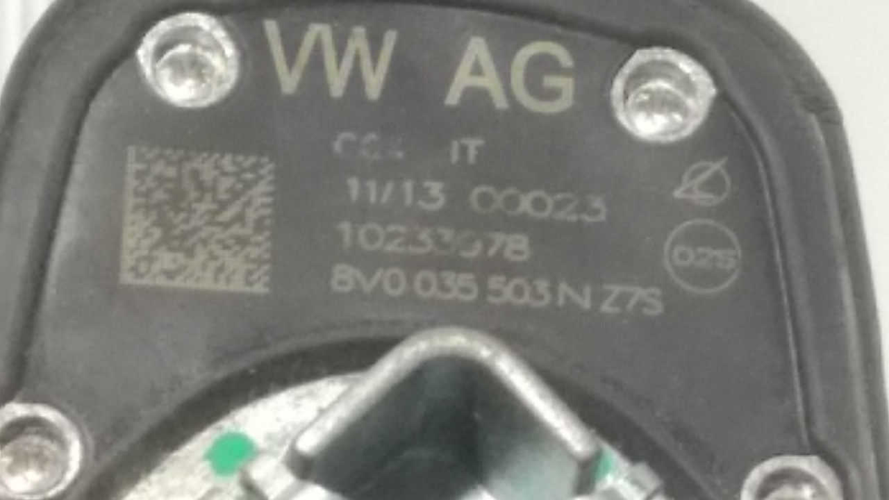 ANTENA AUDI A3 (8V1/8VA) > 12-16 8V0035503N