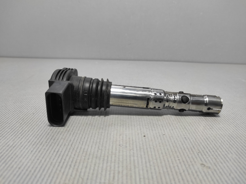 DIJELOVI BOMBINA AUDI A3 > 96-03 06A905115D