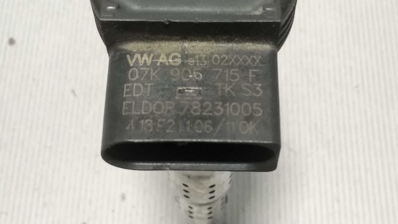 DIJELOVI BOMBINA AUDI A4 (B8) > 12-15 07K905715F