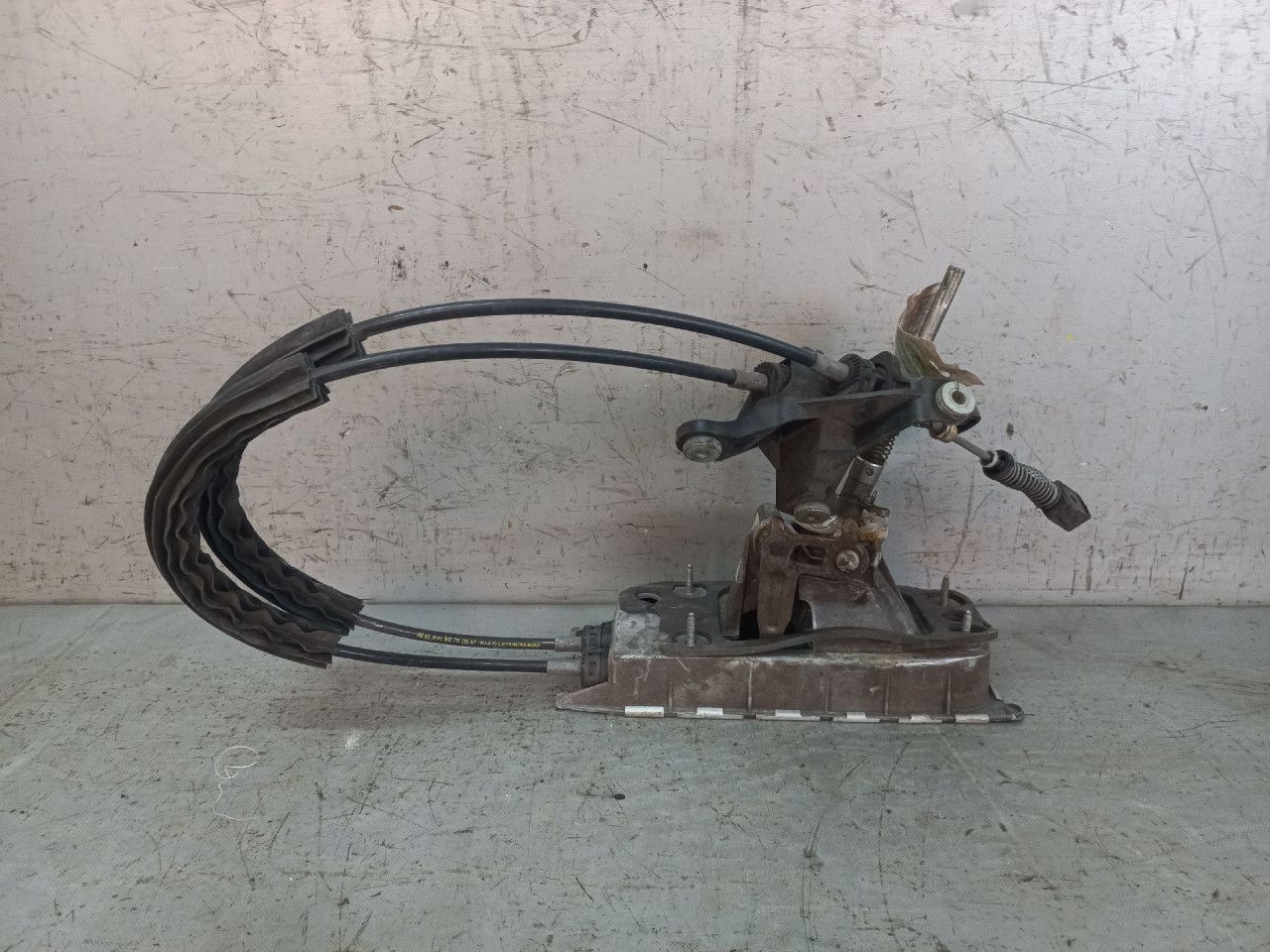 DIJELOVI SALTEBLA VW GOLF 6 > 08-12 1K0711049CF