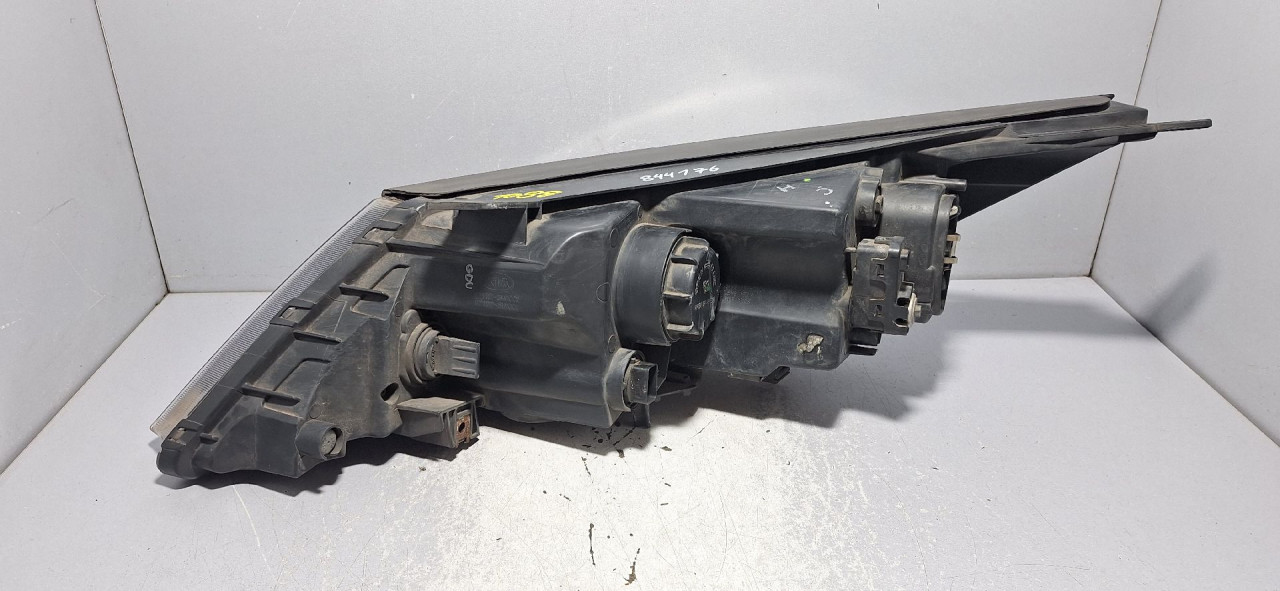 DIJELOVI FAR KIA SPORTAGE > 11-15 921023WXXX