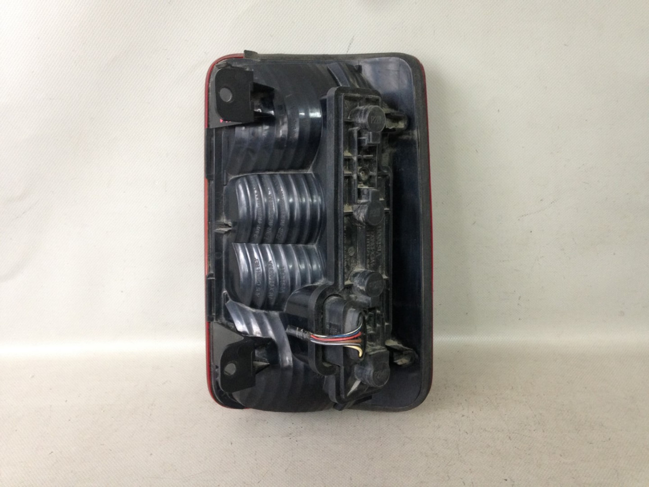 DIJELOVI STOP SVJETLO VW CADDY > 03-10 2K0945111A