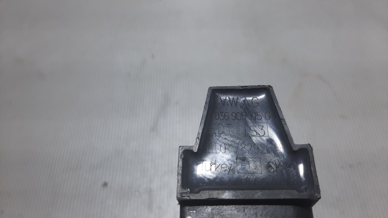 DIJELOVI BOMBINA VW PASSAT B7 > 10-14 036905715G