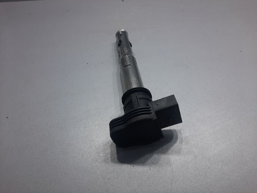 DIJELOVI BOMBINA AUDI A3 > 03-08 07K905715F