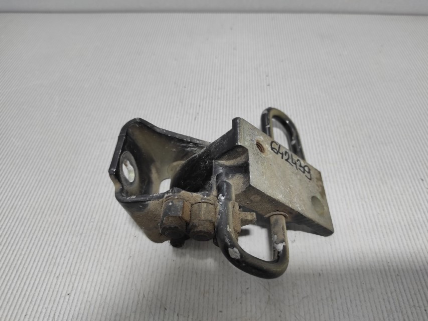 DIJELOVI BAGLAMA AUDI TT > 98-06 8N0831411A