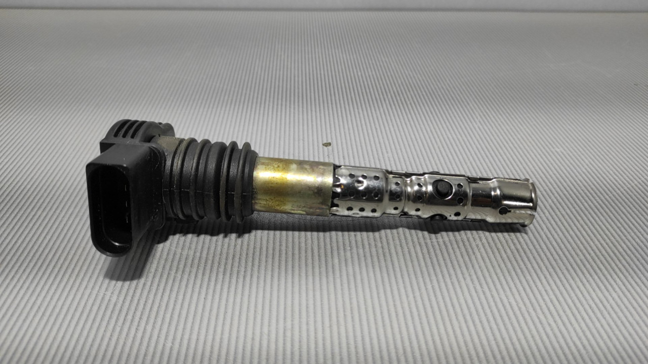 DIJELOVI BOMBINA AUDI A3 > 96-03 1.8 06B905115J