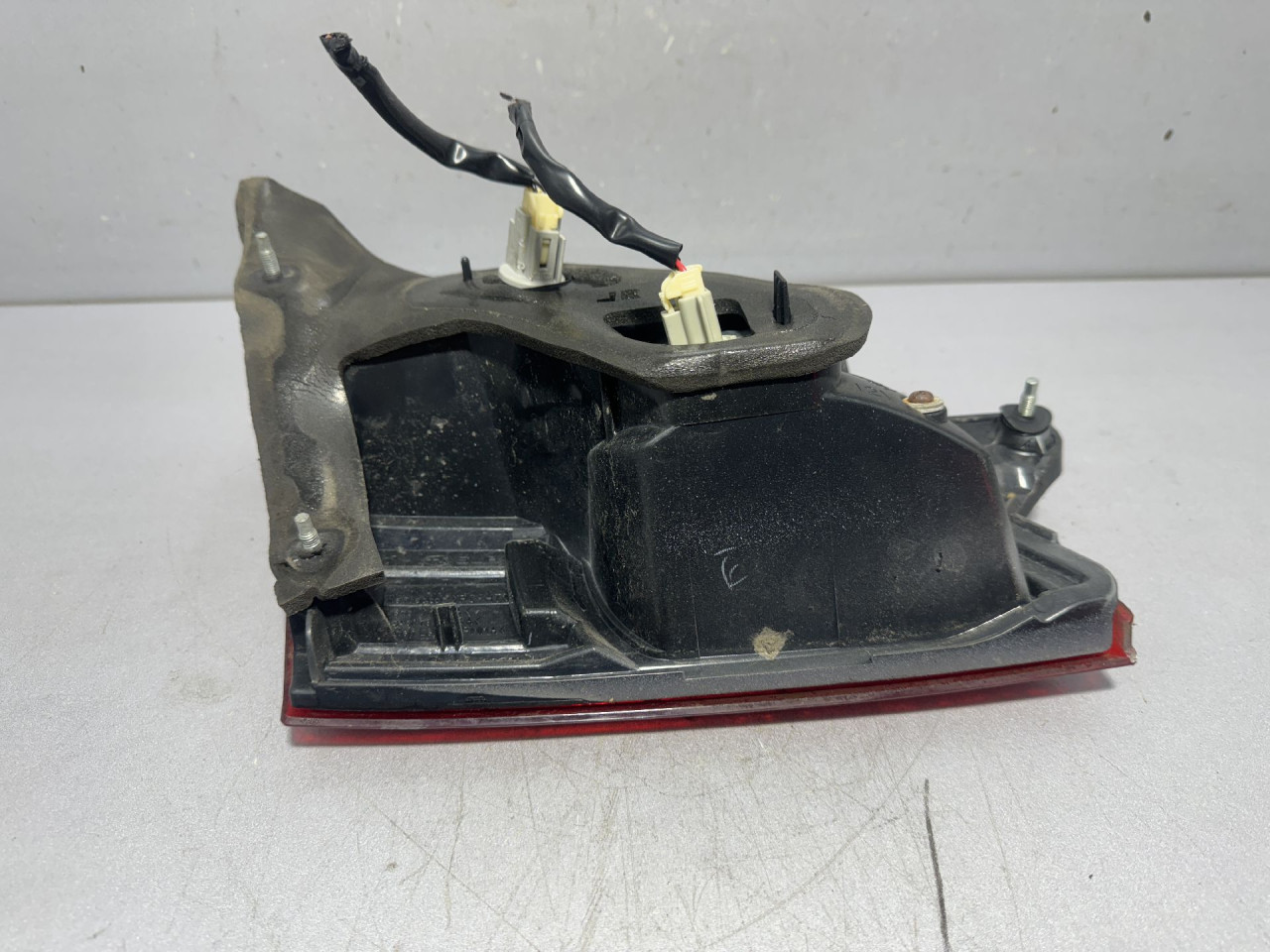 STOP SVJETLO SUBARU LEGACY > 10-14 23620073