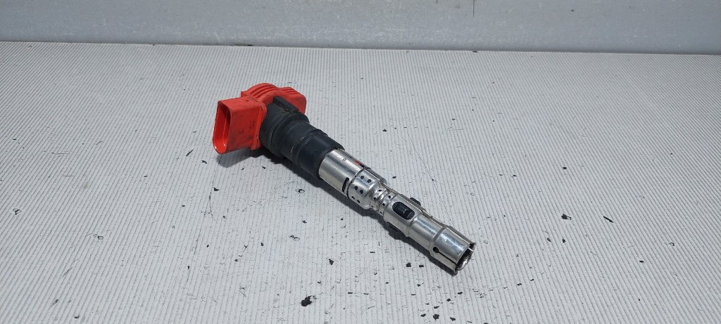 DIJELOVI BOMBINA AUDI A8 (4E) > 02-10 4.2 077905115T