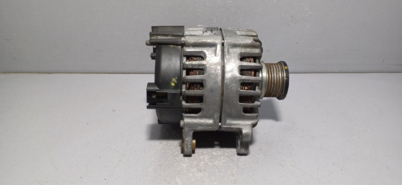 DIJELOVI ALTERNATOR AUDI A6 4G > 14-18 04L903017C