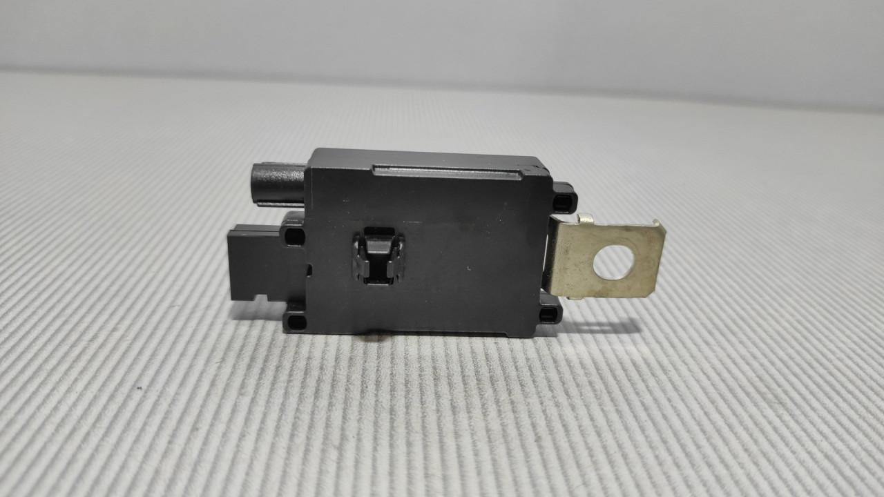 DIJELOVI ANTENA PEUGEOT 308 > 07-11 965984058000