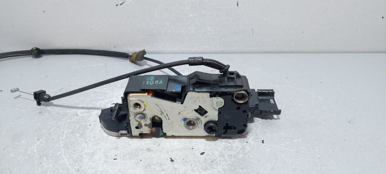 DIJELOVI BRAVA VRATA PEUGEOT 207 > 06-09 24099816
