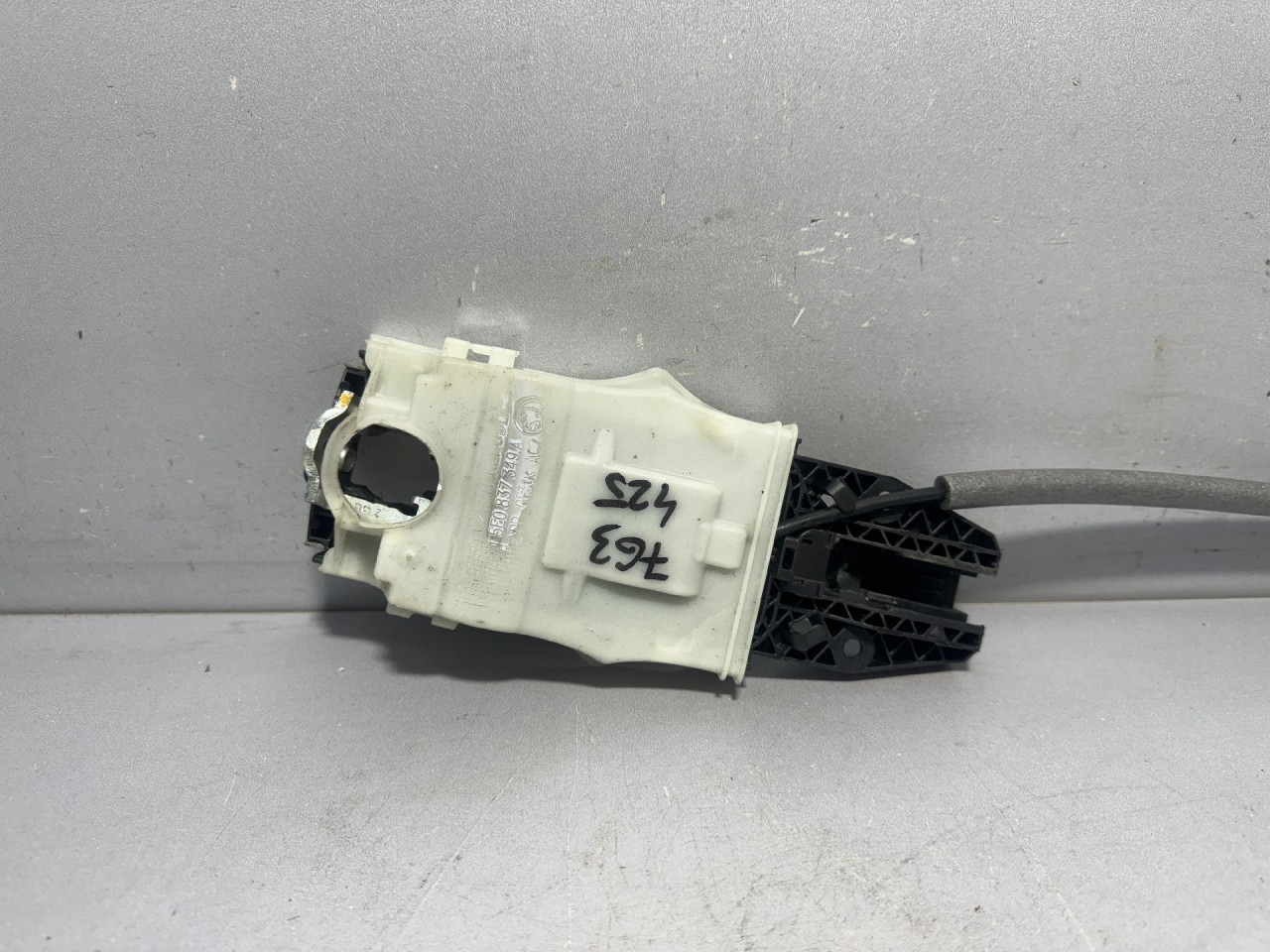 DIJELOVI RUCKA VRATA SKODA SUPERB > 19- 5E0837349A