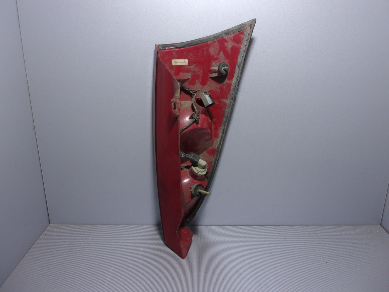 DIJELOVI STOP SVJETLO FORD FOCUS > 01-05 FD424015