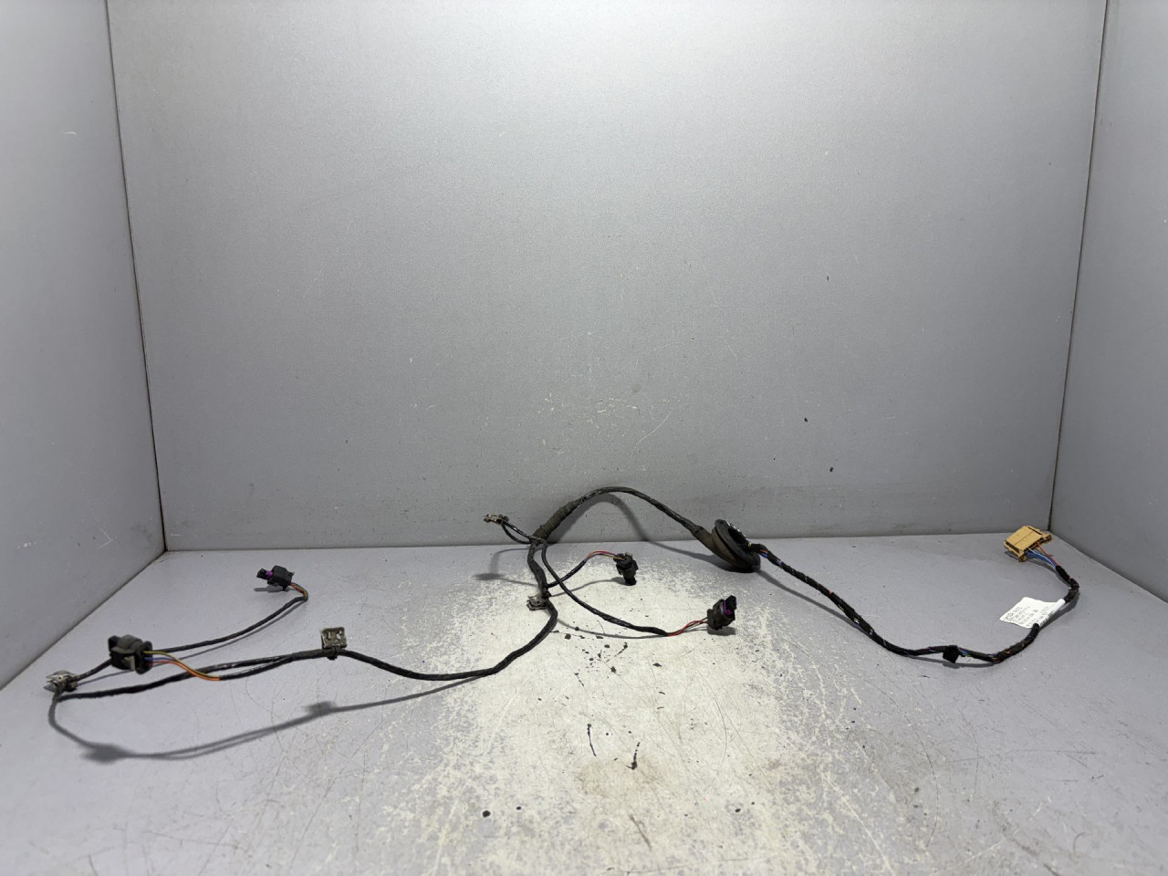 DIJELOVI INSTALACIJA SKODA OCTAVIA > 13-16 5E0971104