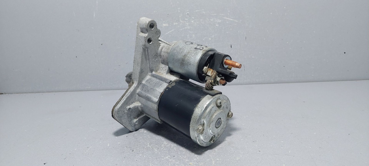 DIJELOVI ALNASER NISSAN JUKE > 14-19 233004979R