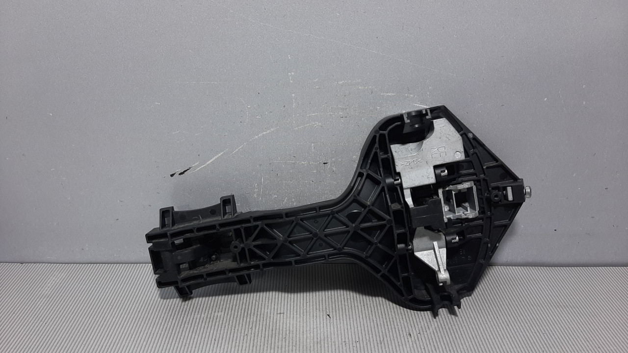 RUCKA VRATA MERCEDES SPRINTER > 06-13 A9067601034