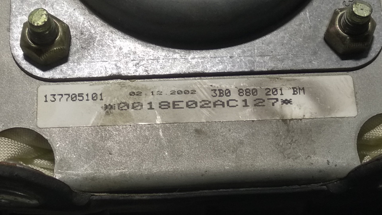 AIRBAG VOLANA VW PASSAT B5 > 00-05 3B0880201BM