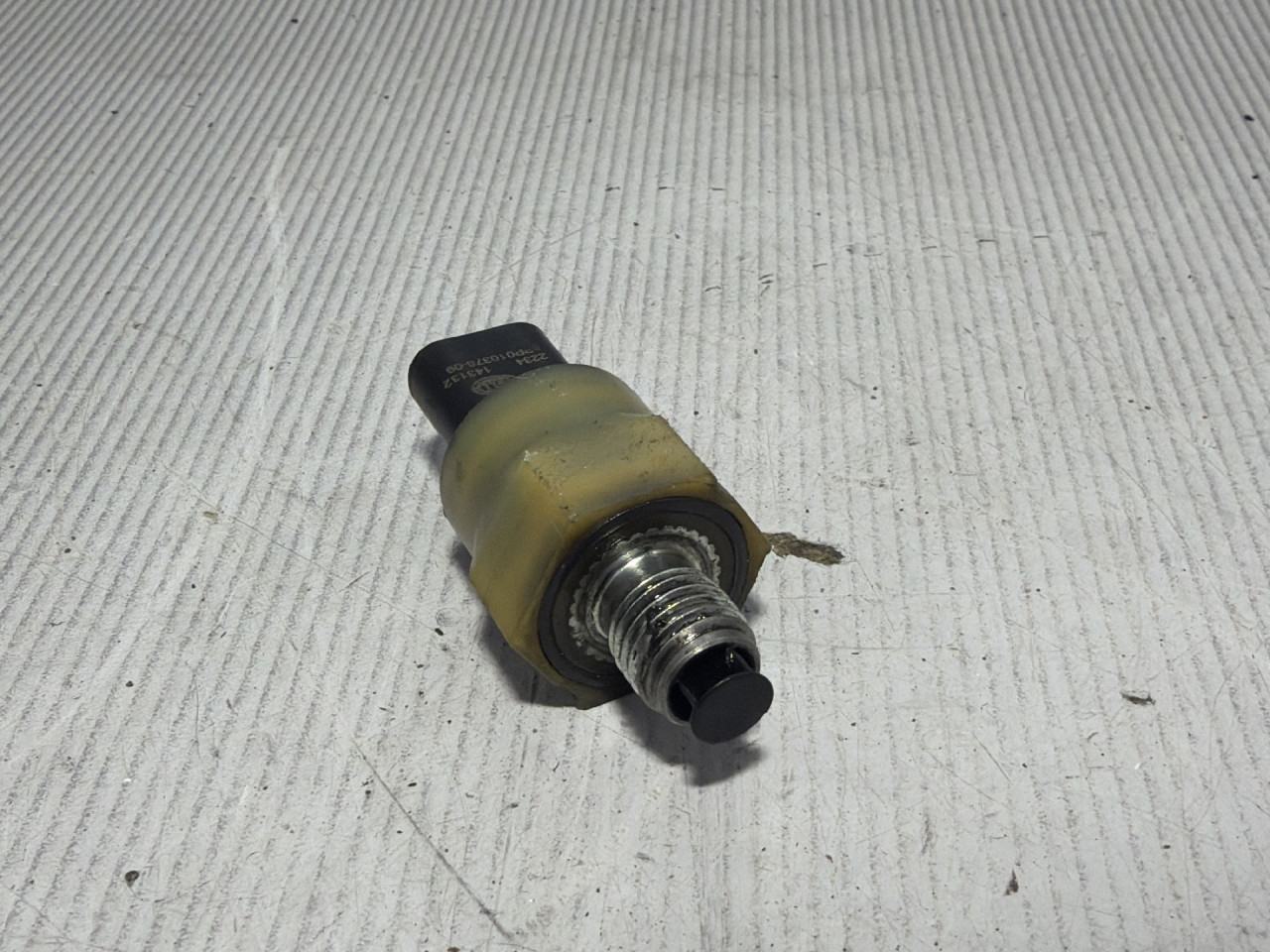 DIJELOVI SENZOR VOLVO XC60 > 17- 2.0 31405635
