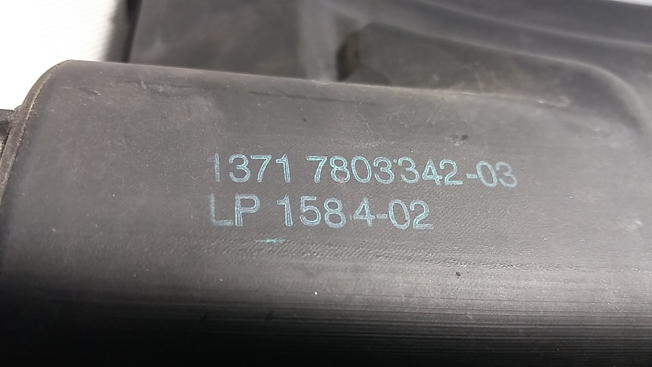 KUCISTE FILTERA ZRAKA BMW SERIJA 1 (E87/E81) > 07-11 13