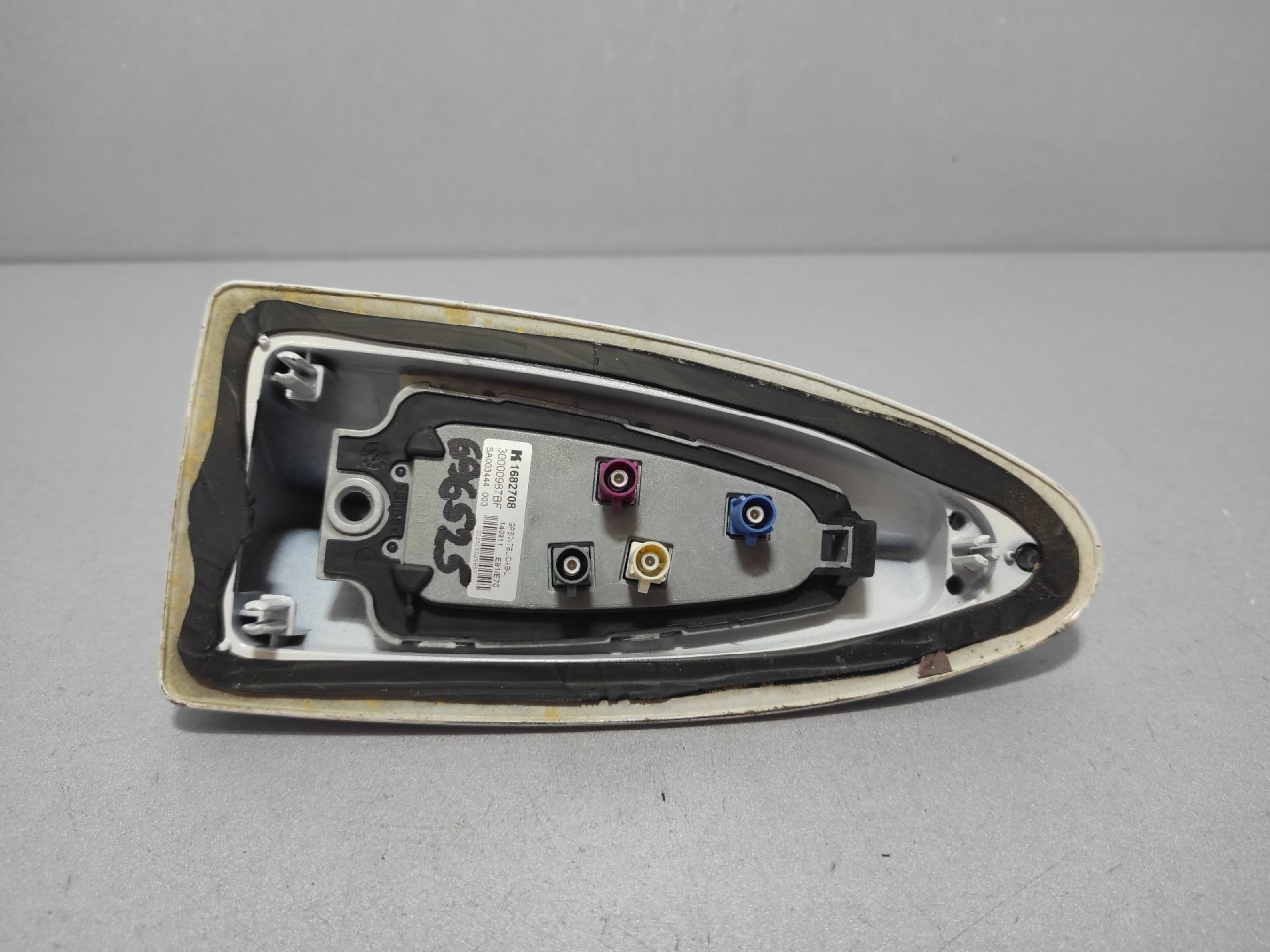 DIJELOVI ANTENA BMW X5 (E70N) > 10-13 1682708