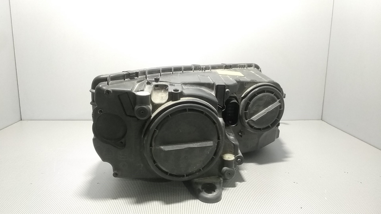 DIJELOVI FAR SKODA OCTAVIA > 13-16 5E1941015