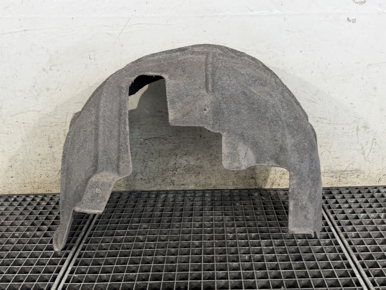 UNUTRASNJI BLATOBRAN AUDI A3 (8VF/8VK) > 16-20 8V0810171A