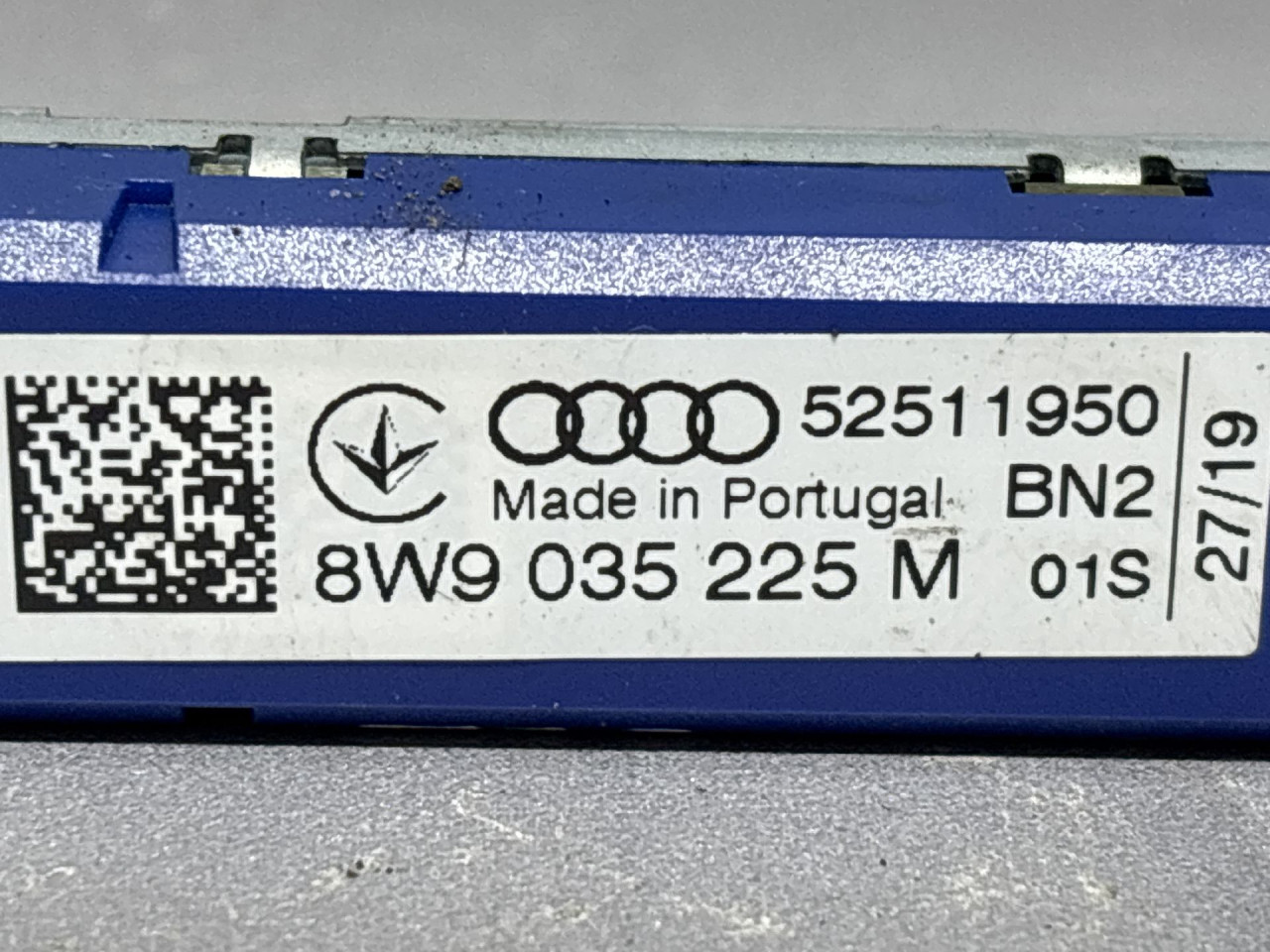 DIJELOVI ANTENA AUDI A4 (B9) > 19- 8W9035225M