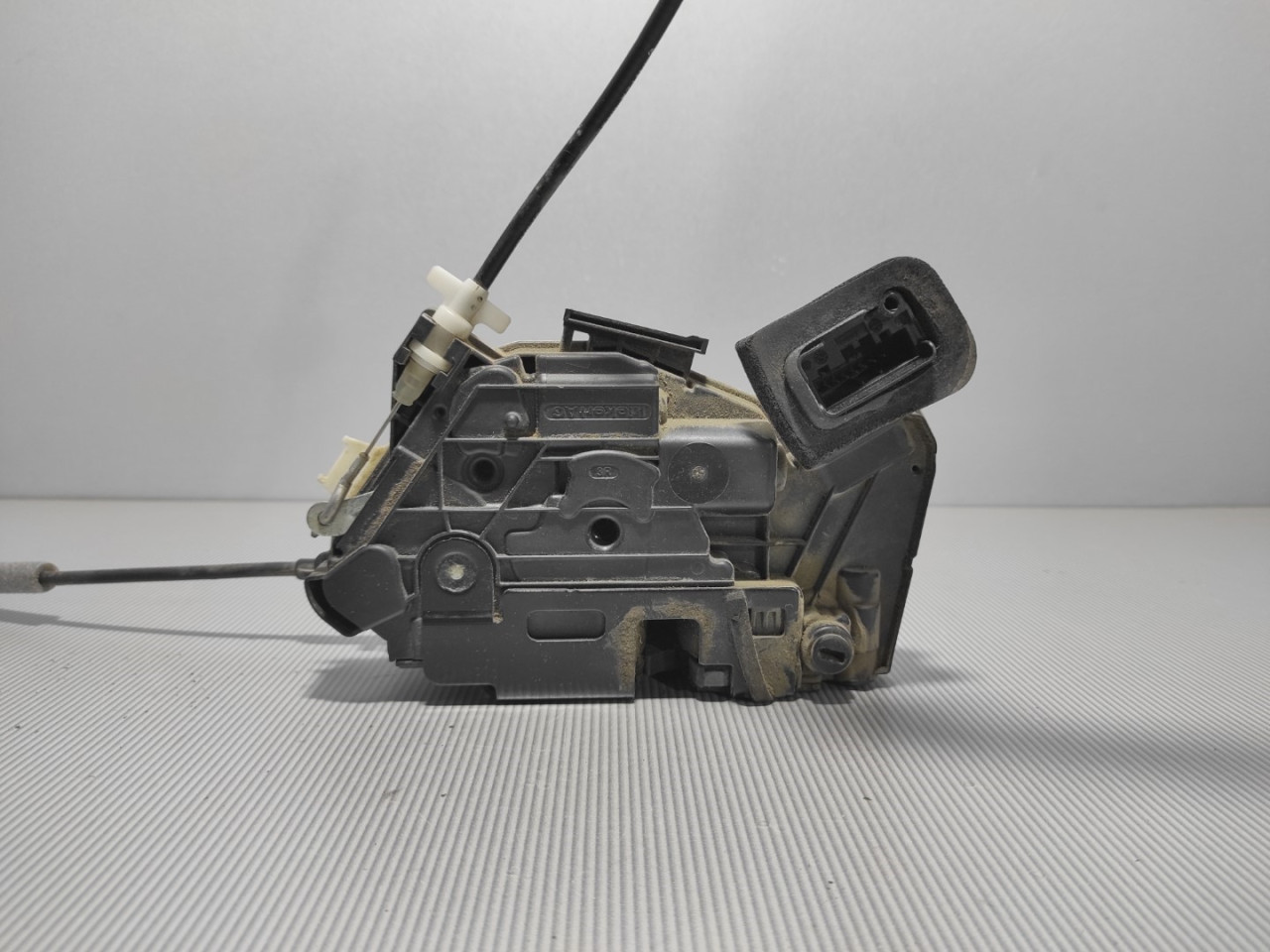 DIJELOVI BRAVA VRATA VW POLO > 09-14 5K4839016F