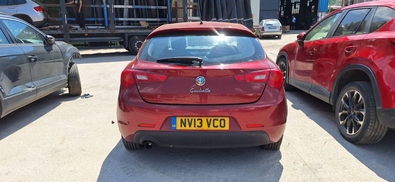 DIJELOVI ALFA ROMEO GIULIETTA > 10-16 1.6 Dizel 7008931 MOTOR