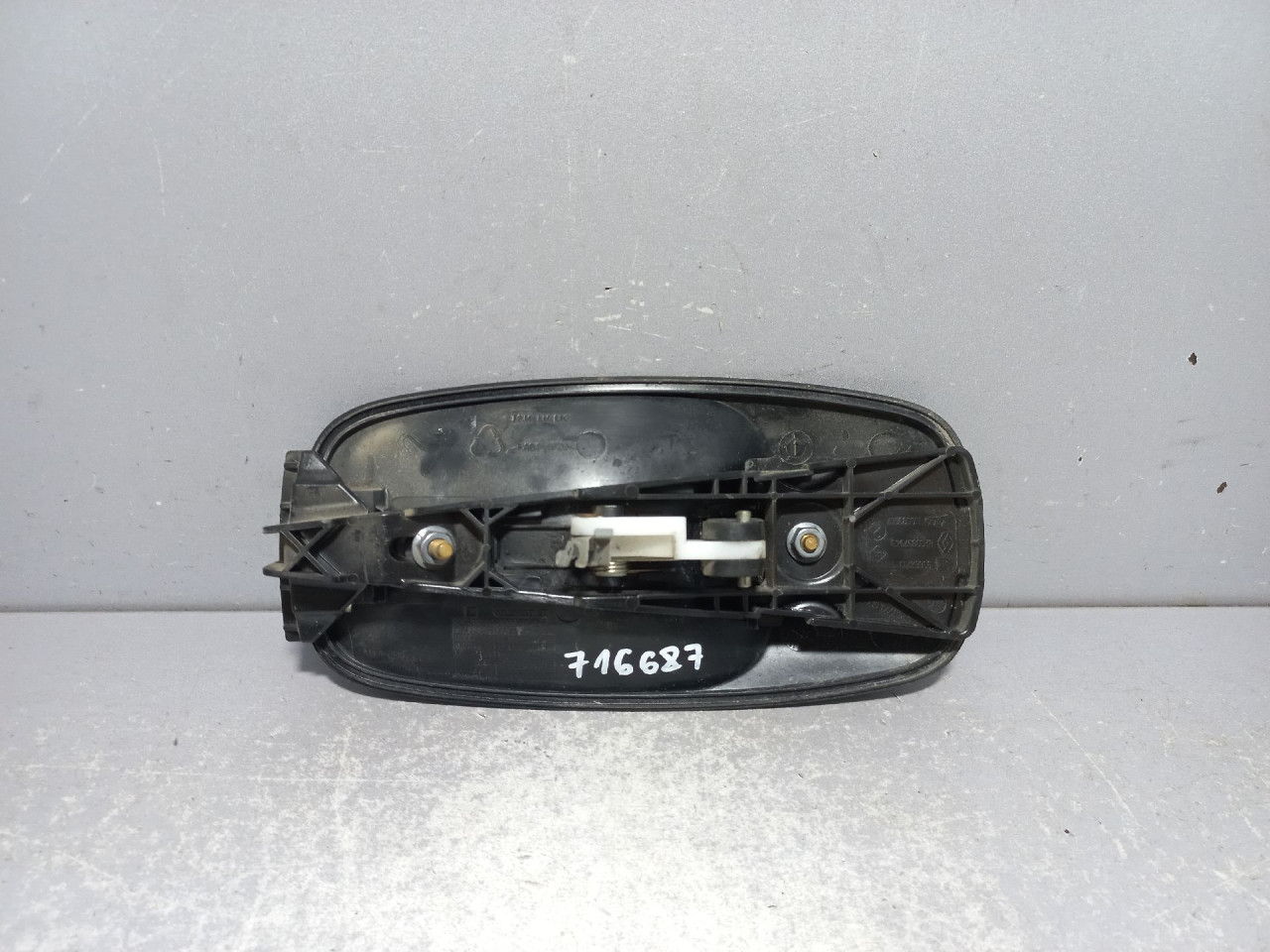 RUCKA VRATA RENAULT TRAFIC > 00-06 8200170625